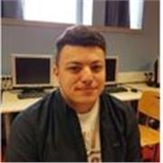 Étudiant diplômé bac+2 en informatique veut partager sa passion pour les chiffres